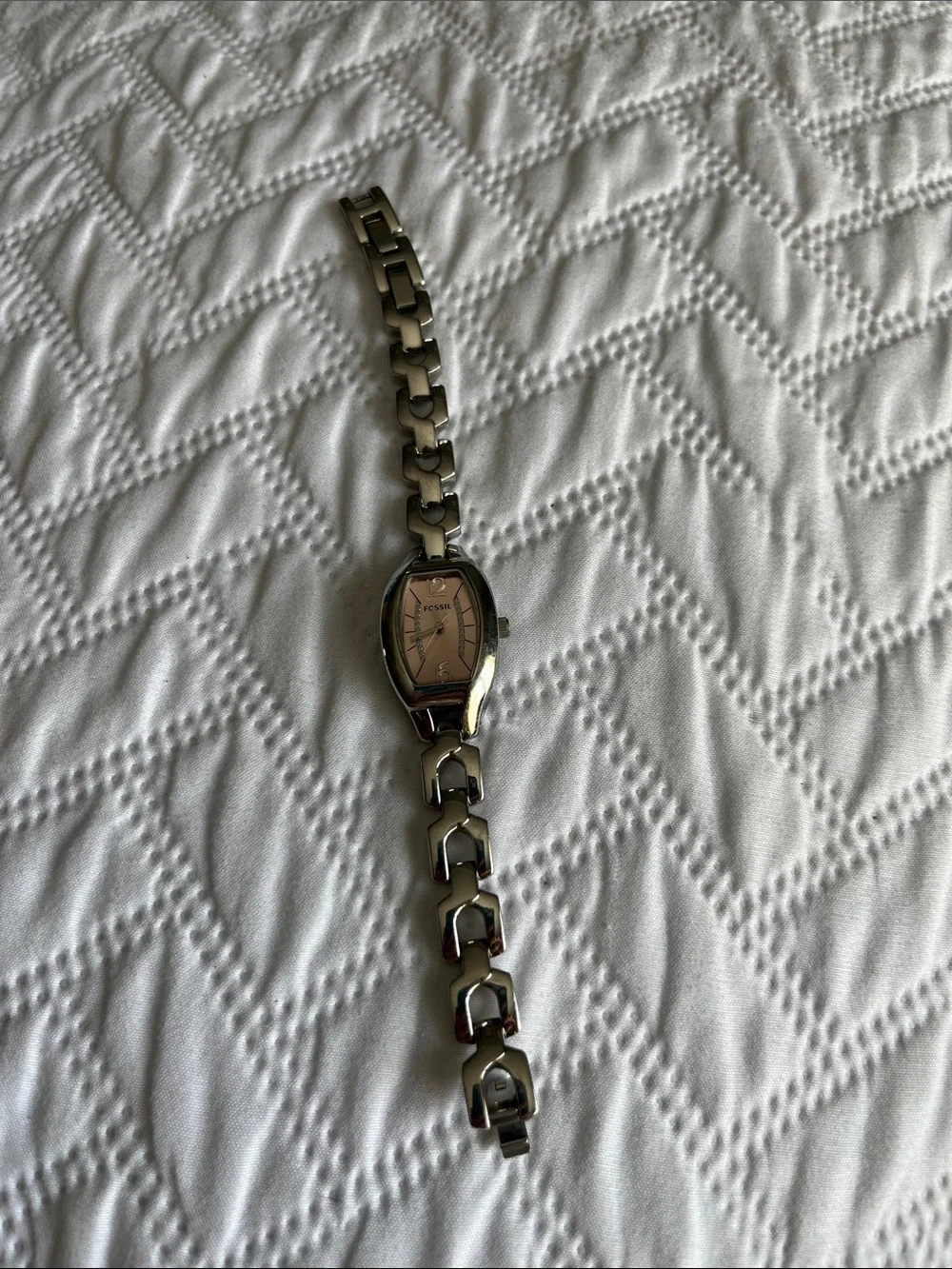 Vintage Ladies' Fossil  Link Bracelet Watch - Pink Dial